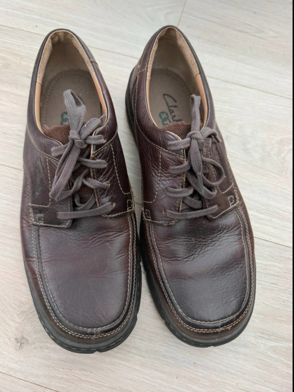 Clarks XTRLight Leather Shoes